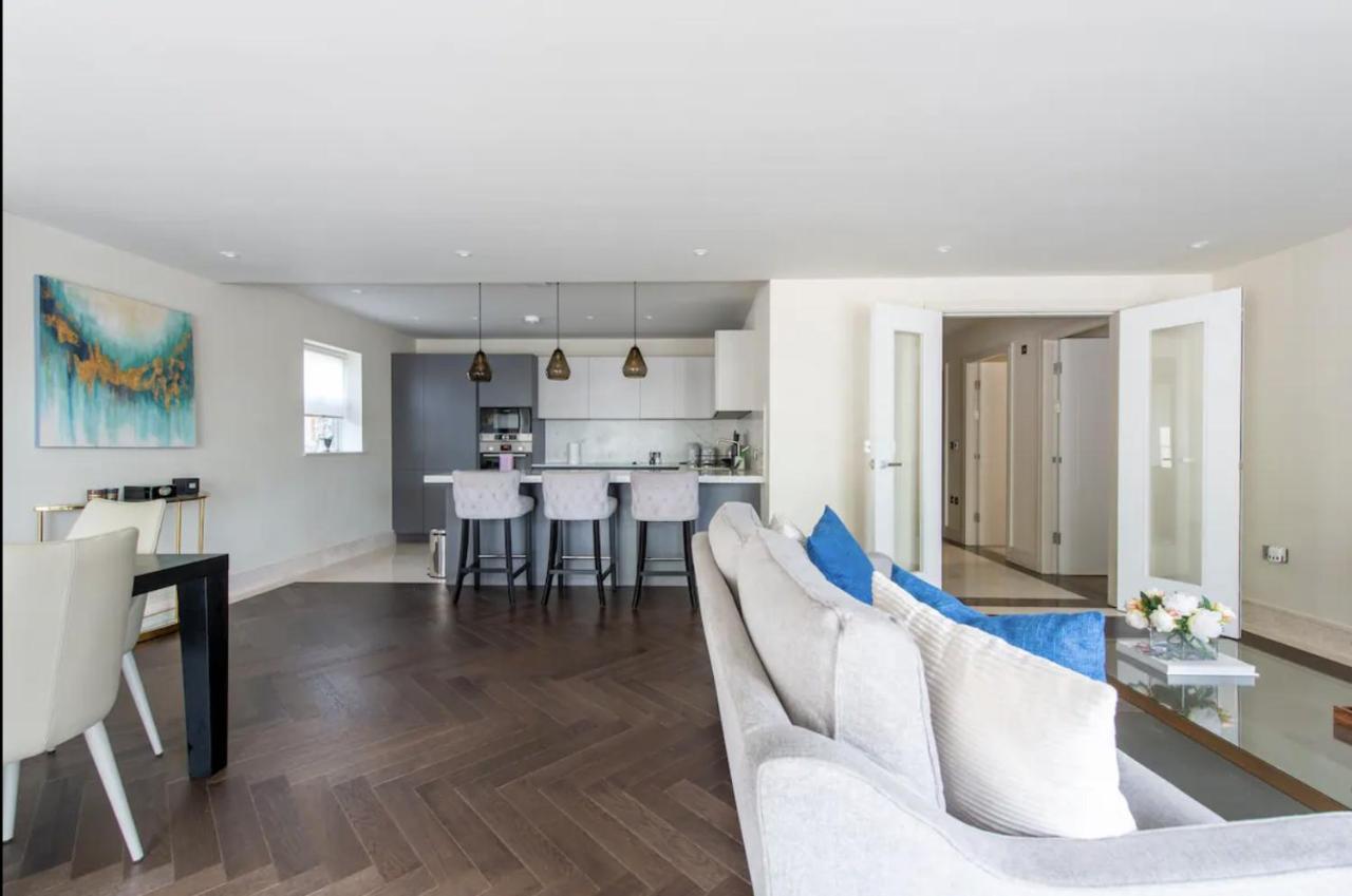 2Bd, 2Ba Urban Oasis Chcl F4 Apartamento Chigwell Exterior foto
